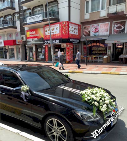 Mercedes Gelin Arabası