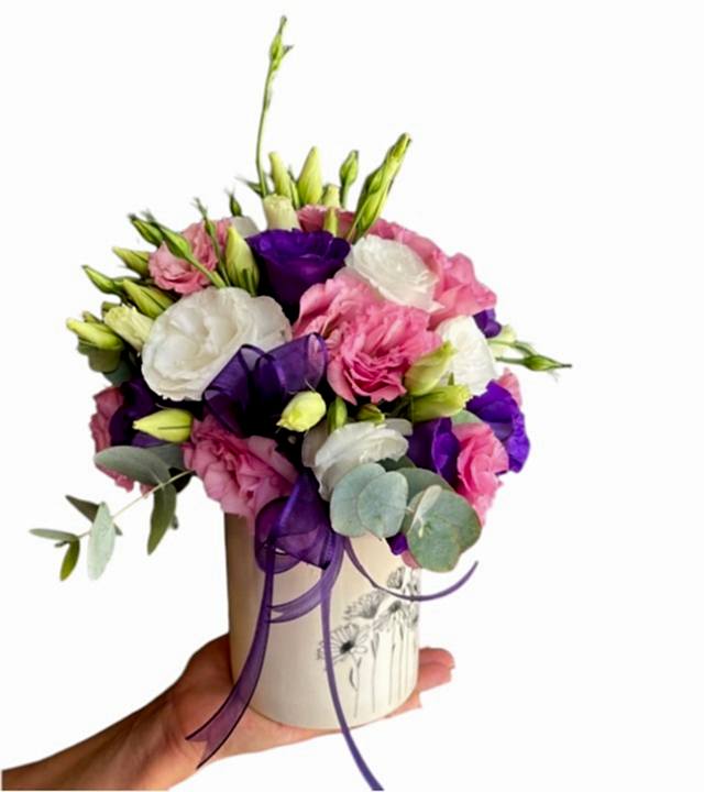 Renkli Lisyantus Aranjmanı