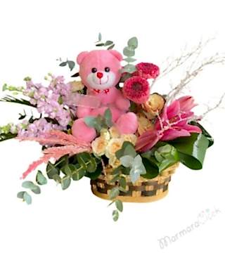 Kız Bebek Tebrik Çiçeği 