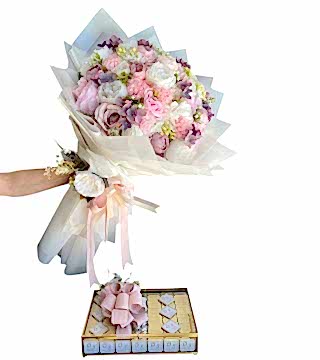 Yapay İsteme Çiçek ve Çikolata Seti